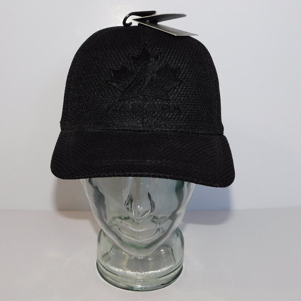 Hockey Canada Black Fitted Hat Cap M / L Completely Black New w Tag GERTEX